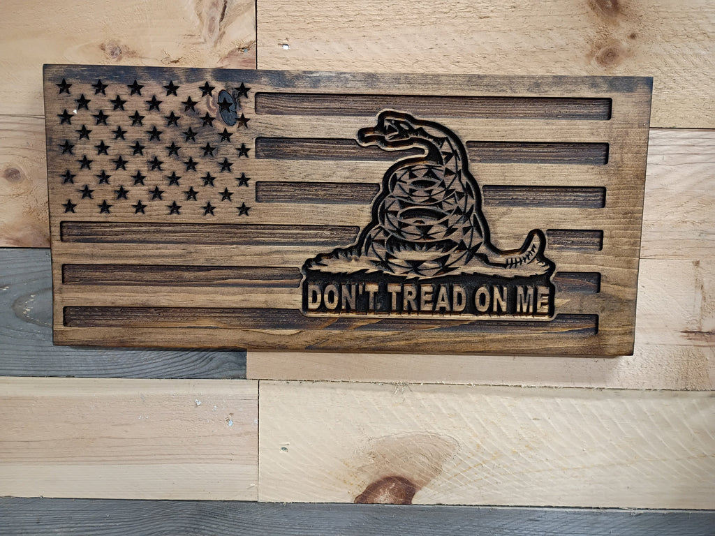 Don't Tread On Me – Rustic Wood American Flag Sign.25 x 24