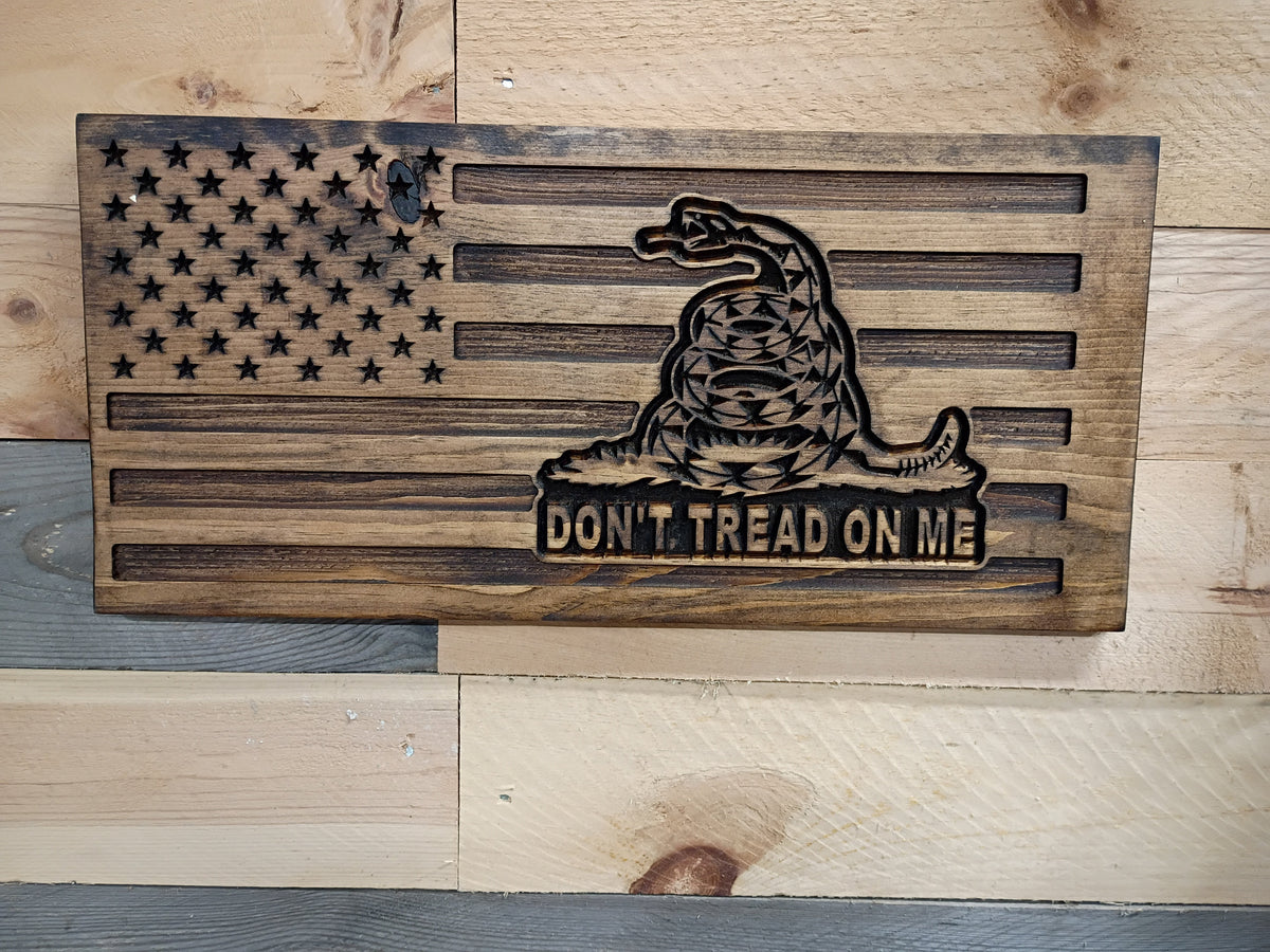 Don't Tread On Me – Rustic Wood American Flag Sign.25 x 24